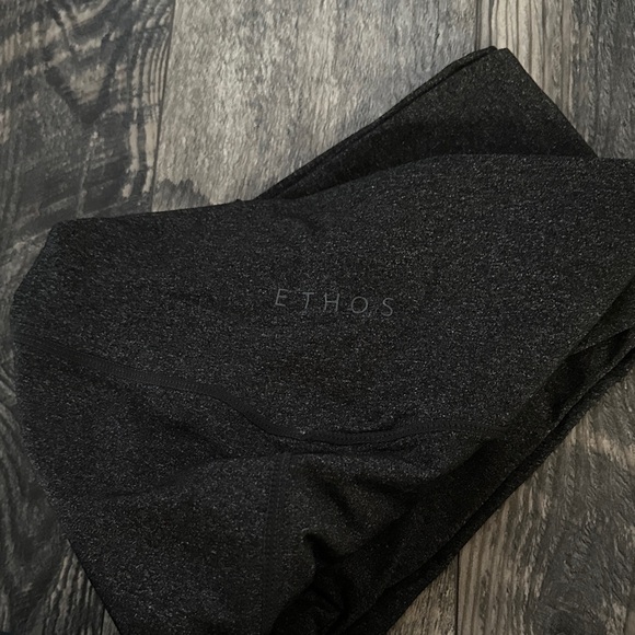 Set of 6 ethos and old navy Leggings Set - Camouflage, Green, and Black - Picture 13 of 15